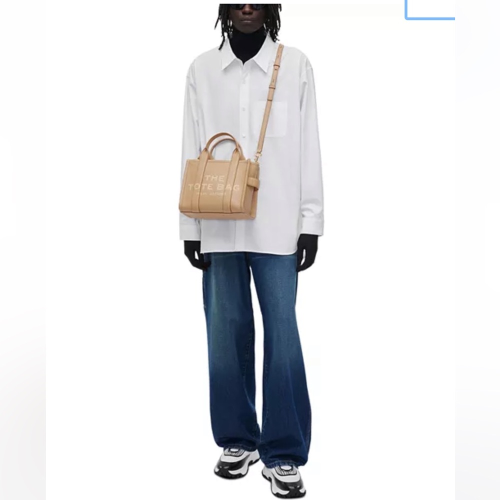 Marc Jacobs The Leather Small Tote bag - Picture 5 of 16